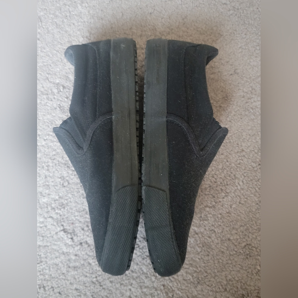 safeTstep slip on work shoes - A Little Scuffed Inside Heel Of The Right Shoe